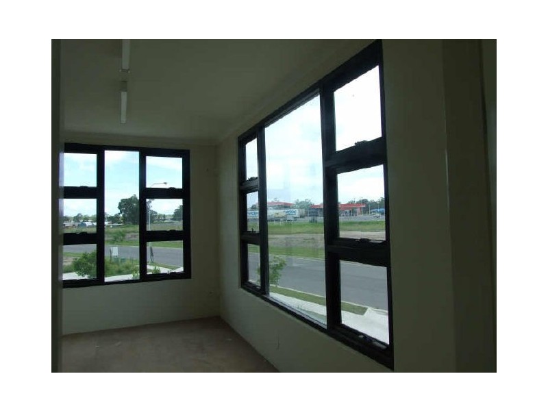 Unit 1/33 Enterprise Circuit, Maryborough West QLD 4650