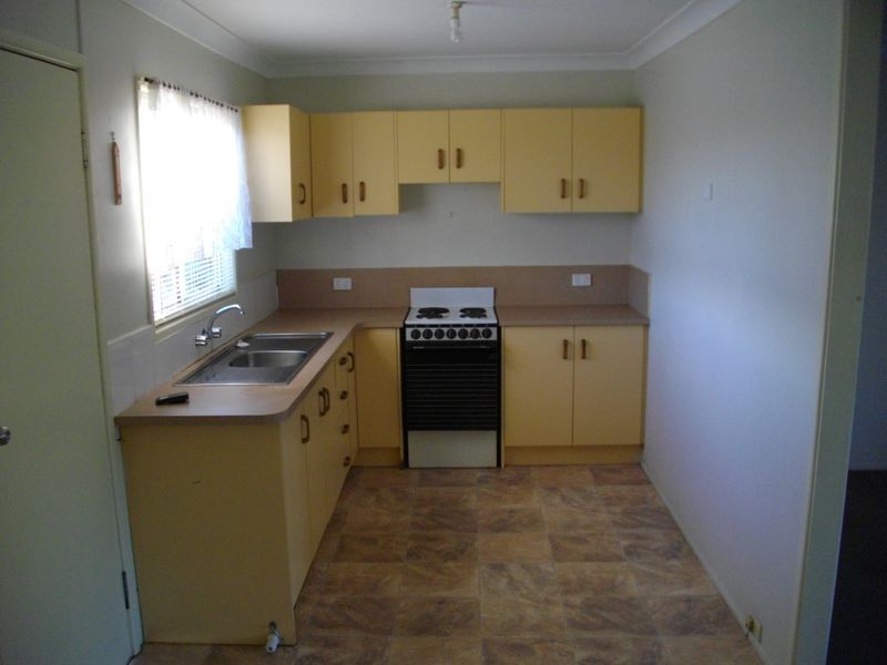 14 Railway Parade, Caboolture QLD 4510