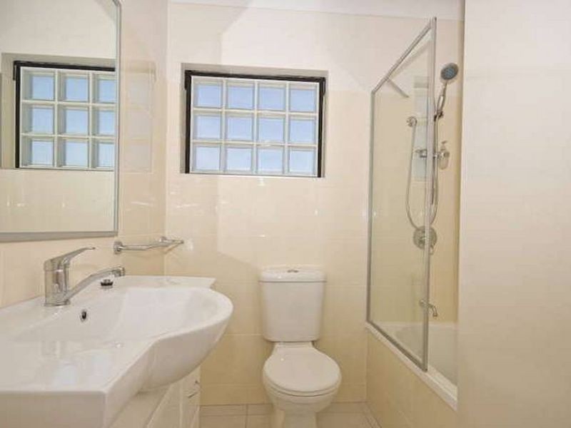 1/18 Seeney Street, Zillmere QLD 4034