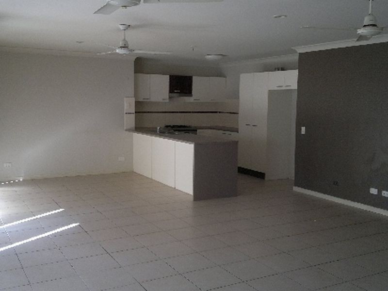 72 Waterlily Cct, Carseldine QLD 4034