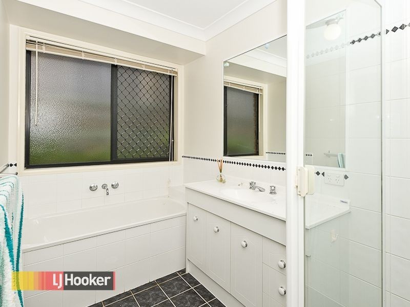 26 Montclare Court, Cashmere QLD 4500