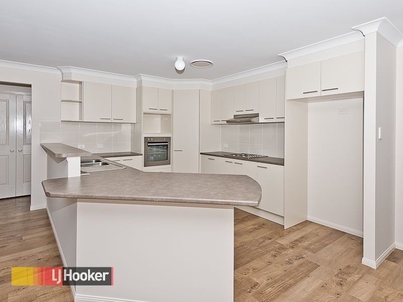 1 Moor Cct, Warner QLD 4500