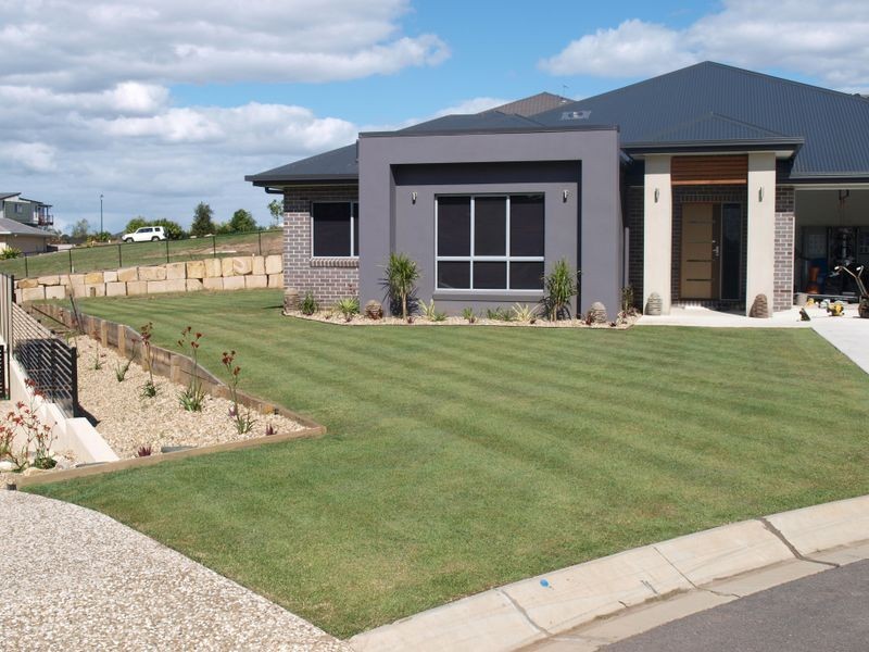 7 Anna Court, Cashmere QLD 4500