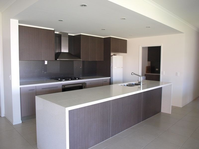 7 Anna Court, Cashmere QLD 4500