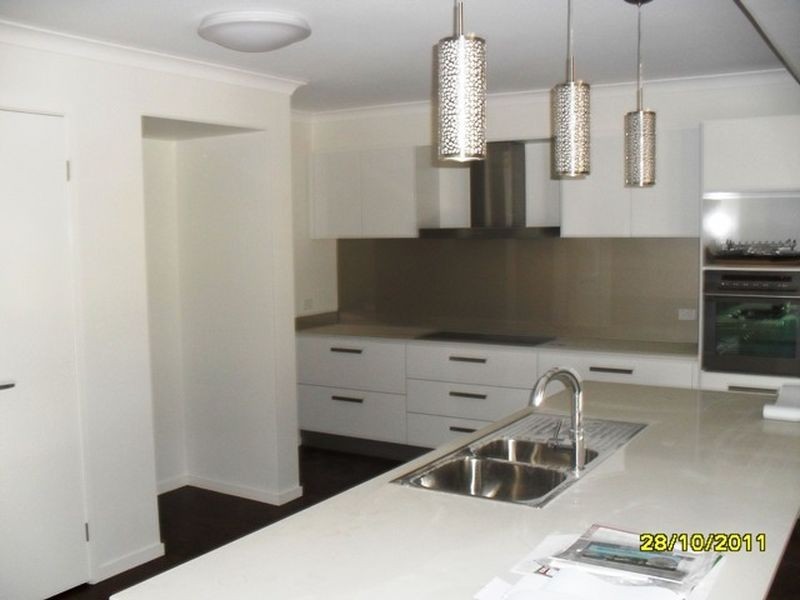 6 Winnipeg St, Warner QLD 4500