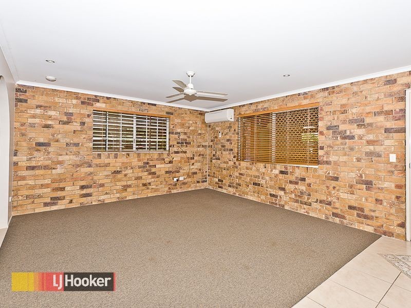 17 Buckingham Street EAST, Strathpine QLD 4500