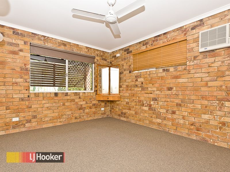 17 Buckingham Street EAST, Strathpine QLD 4500