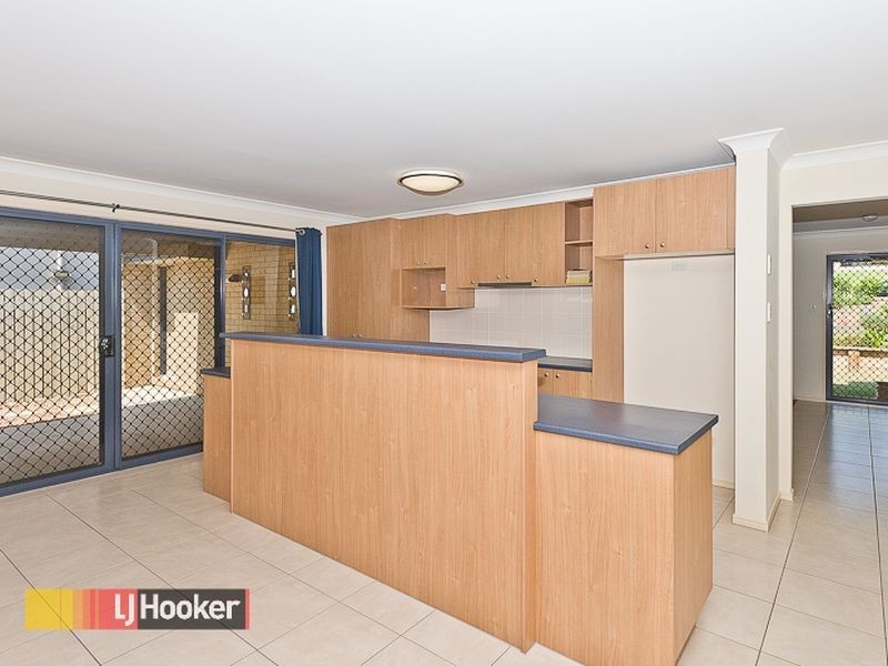 7 Stone Brook Court, Cashmere QLD 4500