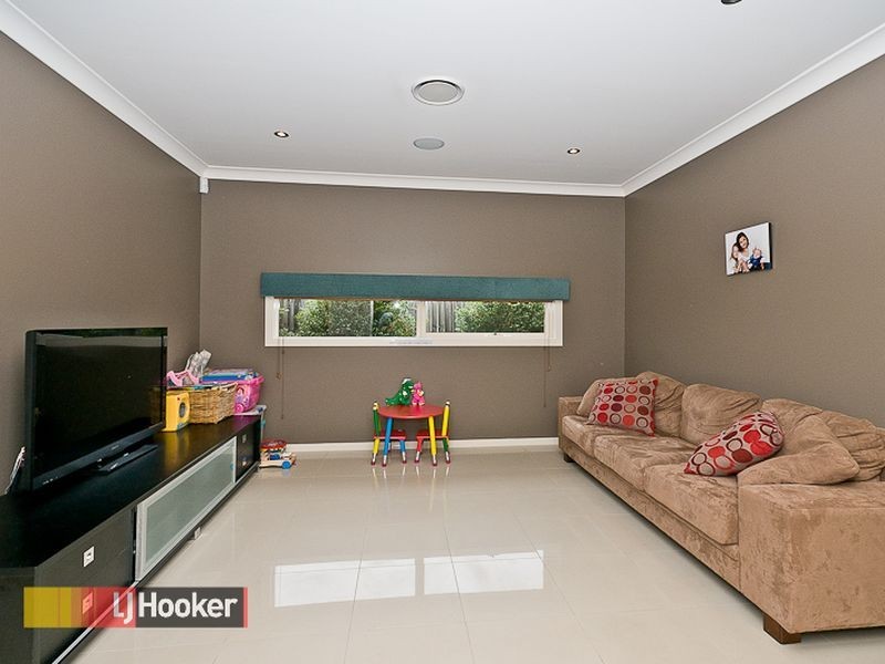 4 Kipfler Lane, Warner QLD 4500