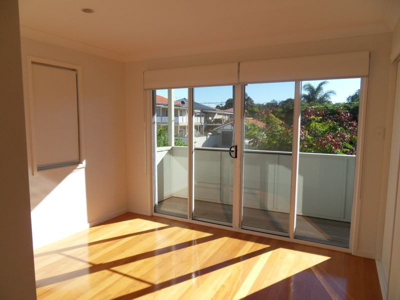 2/8 Leighton Street, Wavell Heights QLD 4012