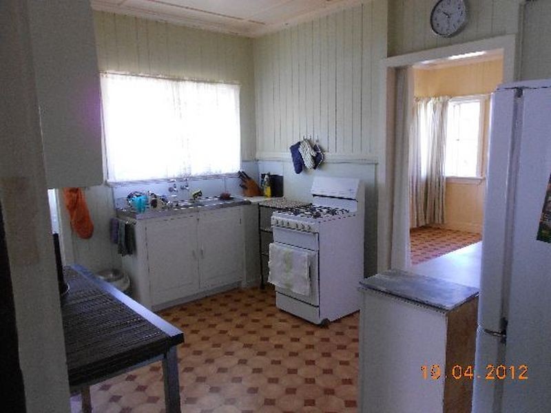 31 Crawford Avenue, Stafford QLD 4053