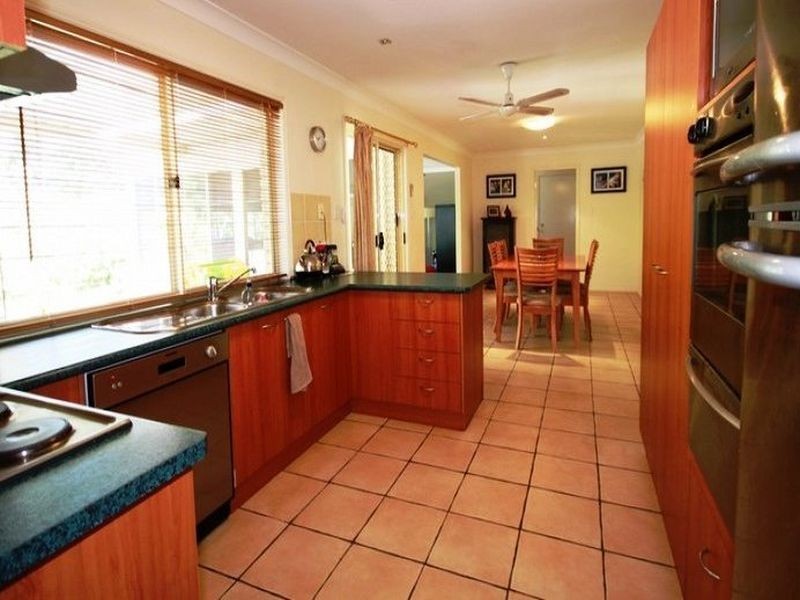 2 Hiraji Place, Dakabin QLD 4503