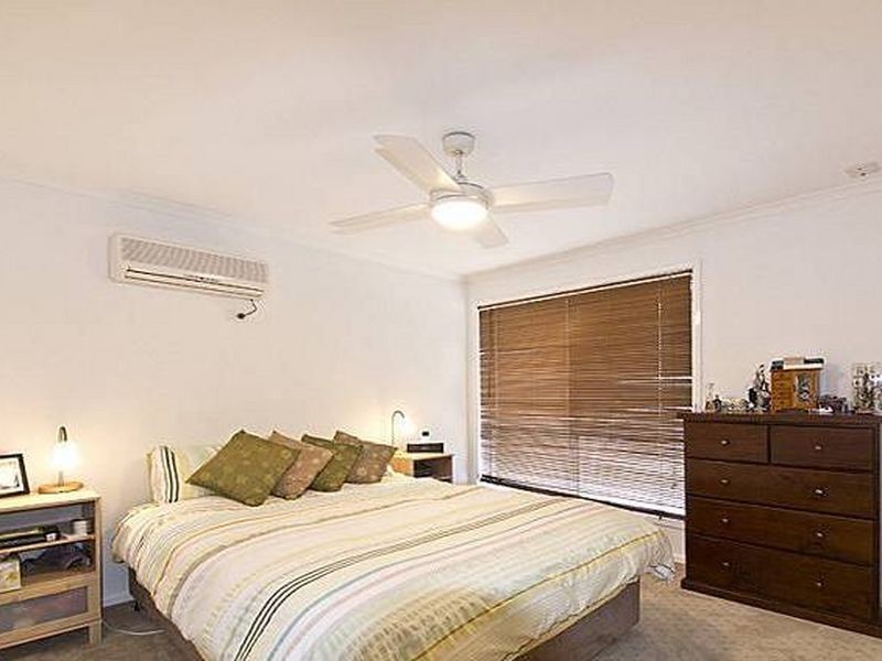 16 Tanager Street, Albany Creek QLD 4035