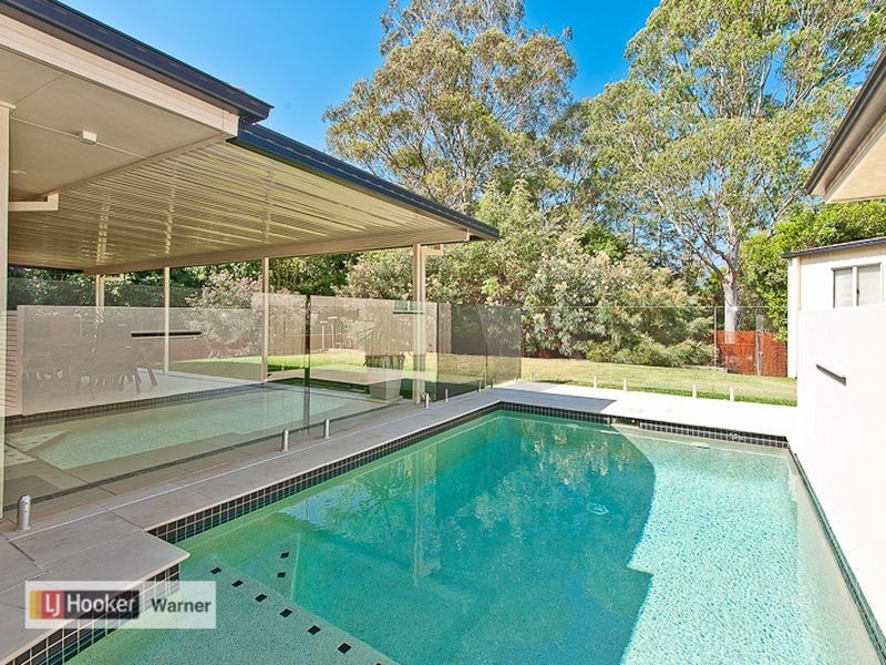 3 Reddiex  Close, Albany Creek QLD 4035