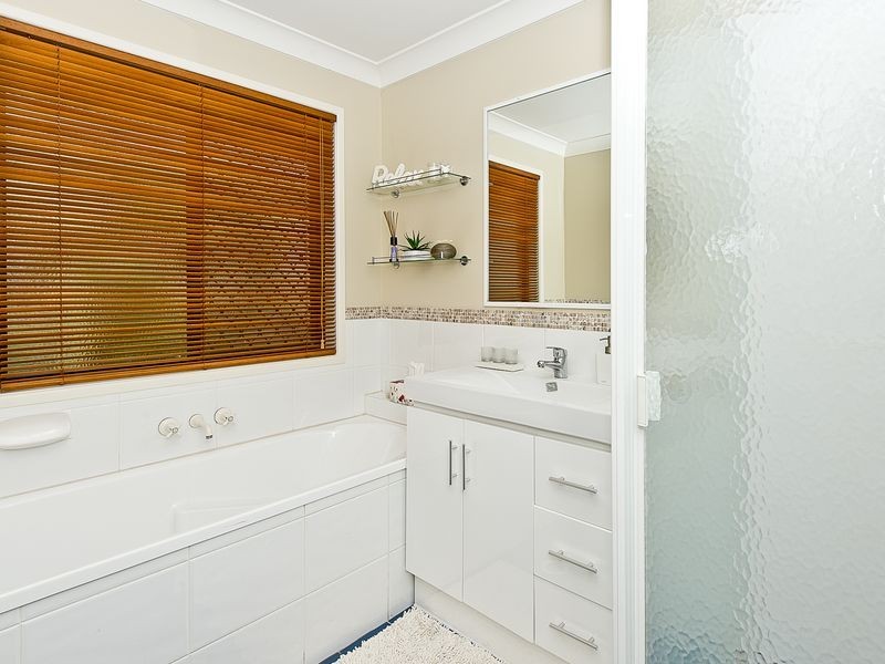 7 Gordonbrook Close, Albany Creek QLD 4035