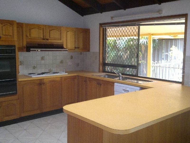 1 Sally Court, Warner QLD 4500