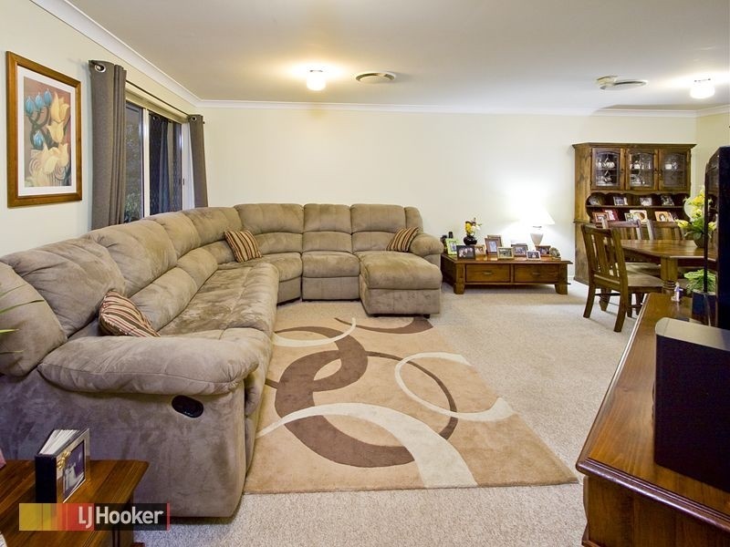 8 Bramble Close, Warner QLD 4500