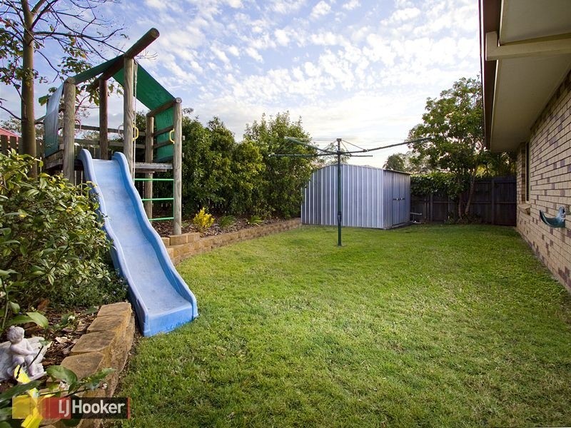 8 Bramble Close, Warner QLD 4500