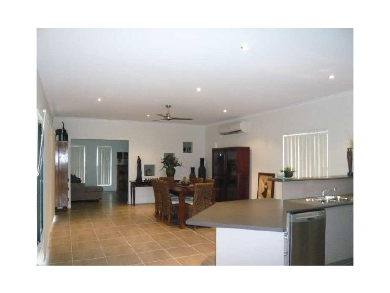 Warner QLD 4500