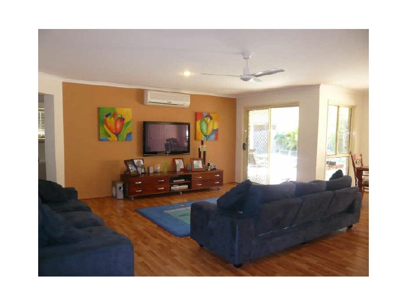 Warner QLD 4500