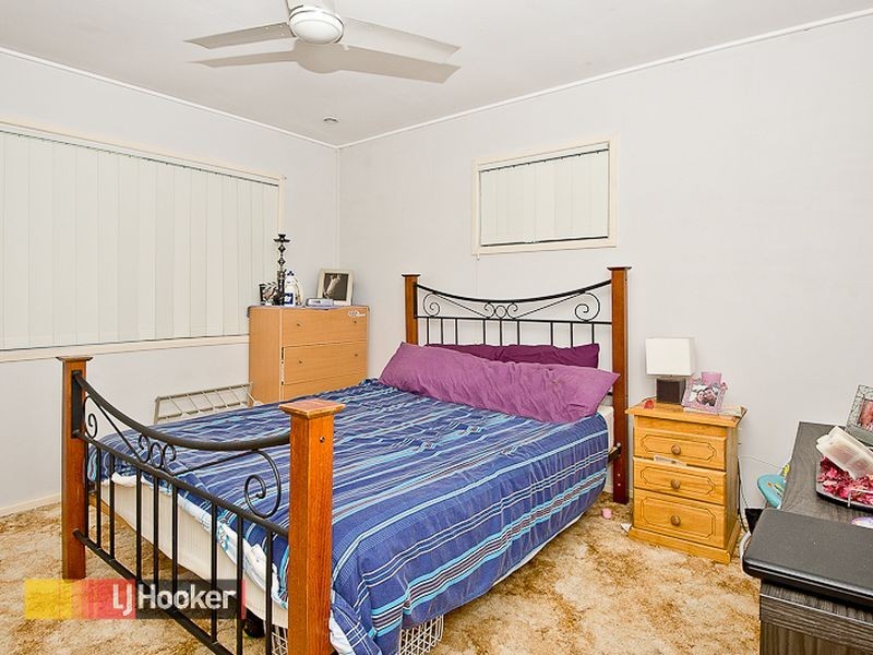 1 Waratah Street, Albany Creek QLD 4035