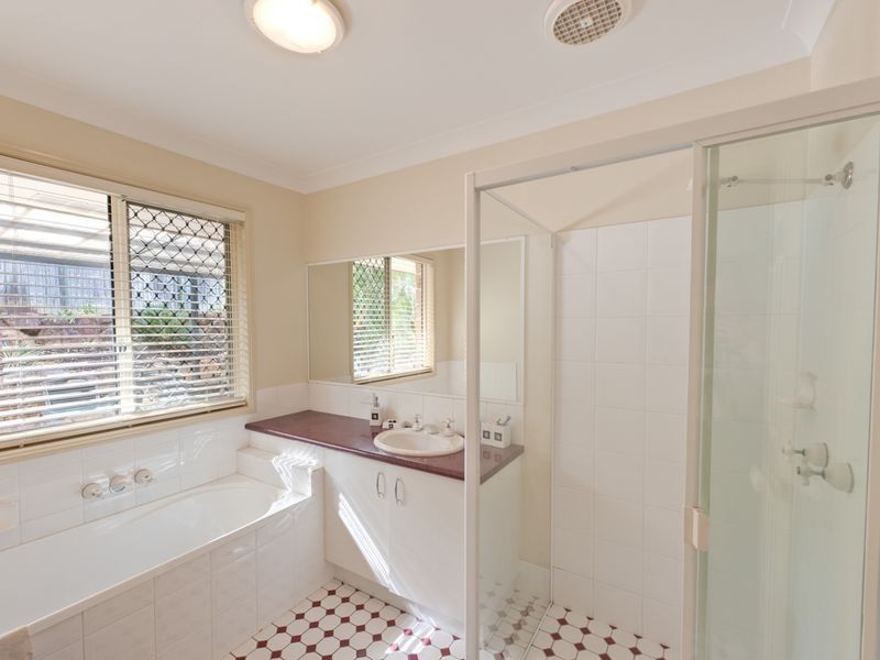 Eatons Hill QLD 4037