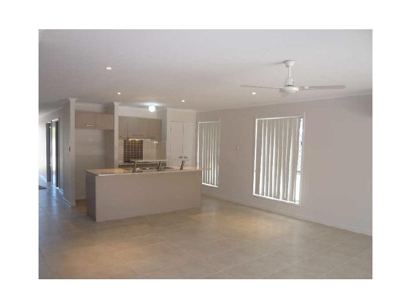 64 Winlock Circuit, Warner QLD 4500