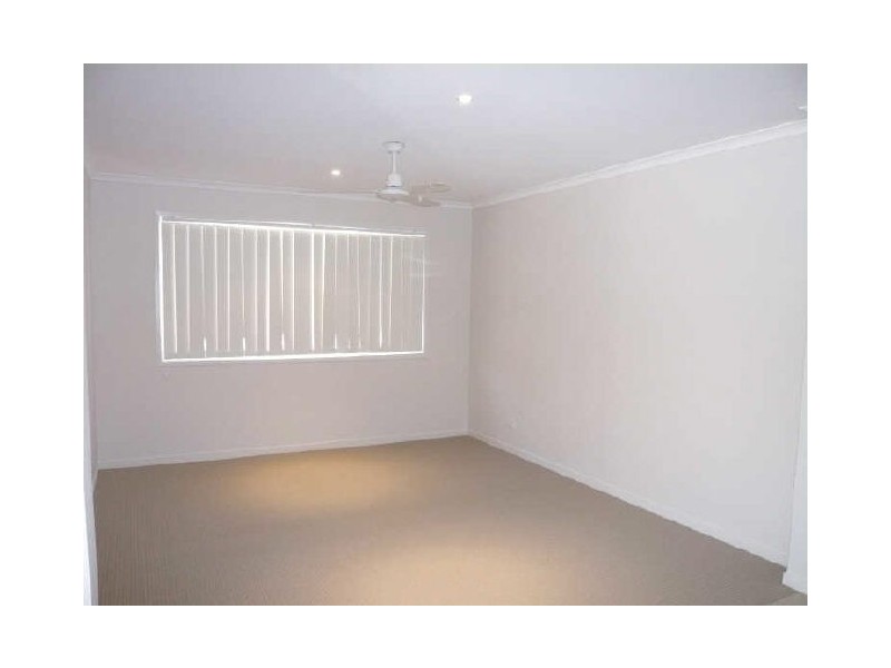 64 Winlock Circuit, Warner QLD 4500