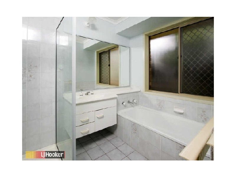 Albany Creek QLD 4035