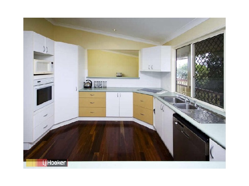 Eatons Hill QLD 4037