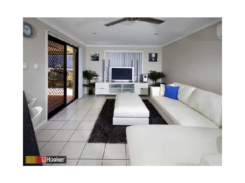 Warner QLD 4500