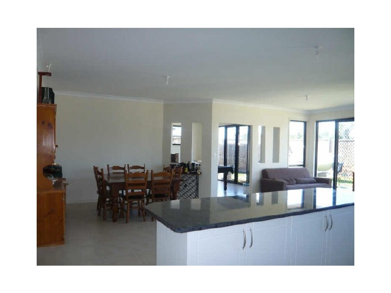 27 Lido Circuit, Warner QLD 4500
