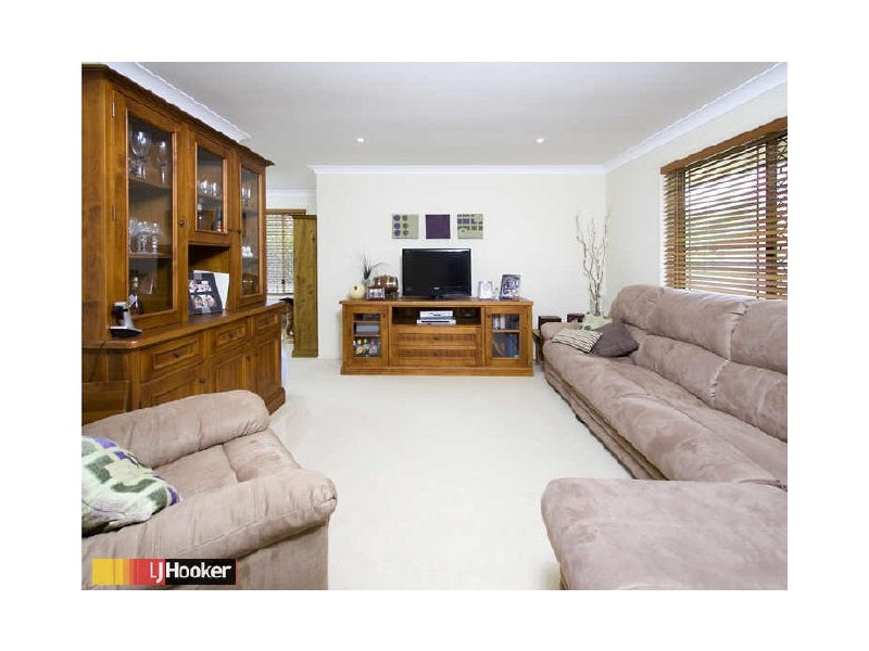 13 Glenlyon Court, Albany Creek QLD 4035