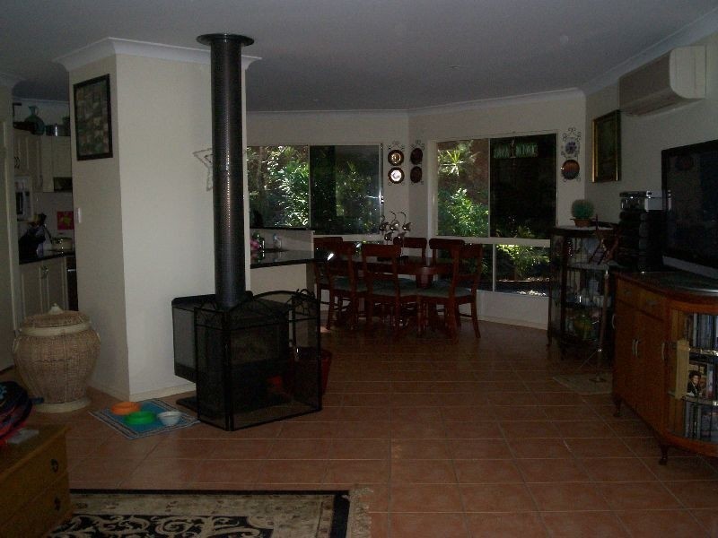 16 Sundown Court, Cashmere QLD 4500