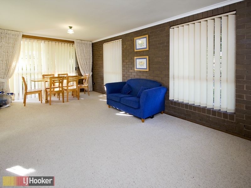 53 Folkstone Ave, Albany Creek QLD 4035