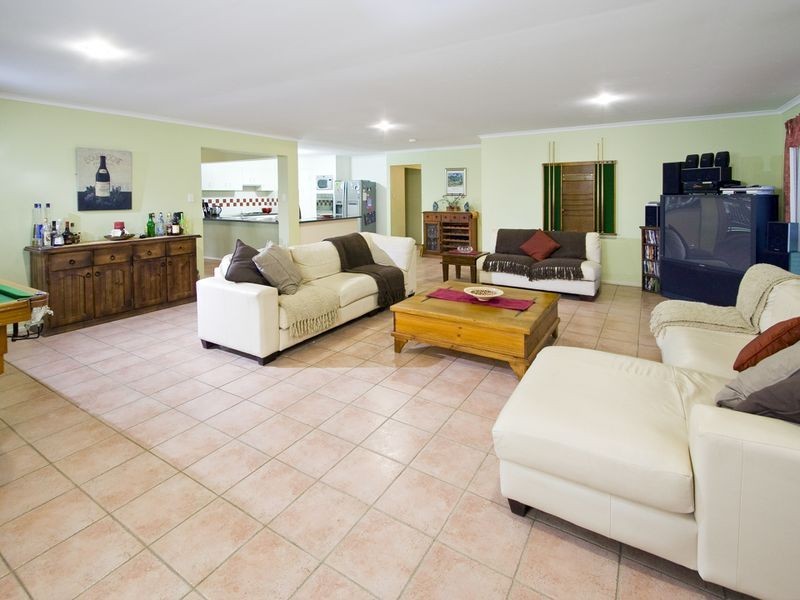 100 Ira Buckby Road, Cashmere QLD 4500