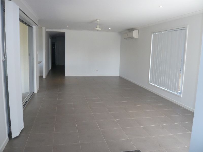 Warner QLD 4500