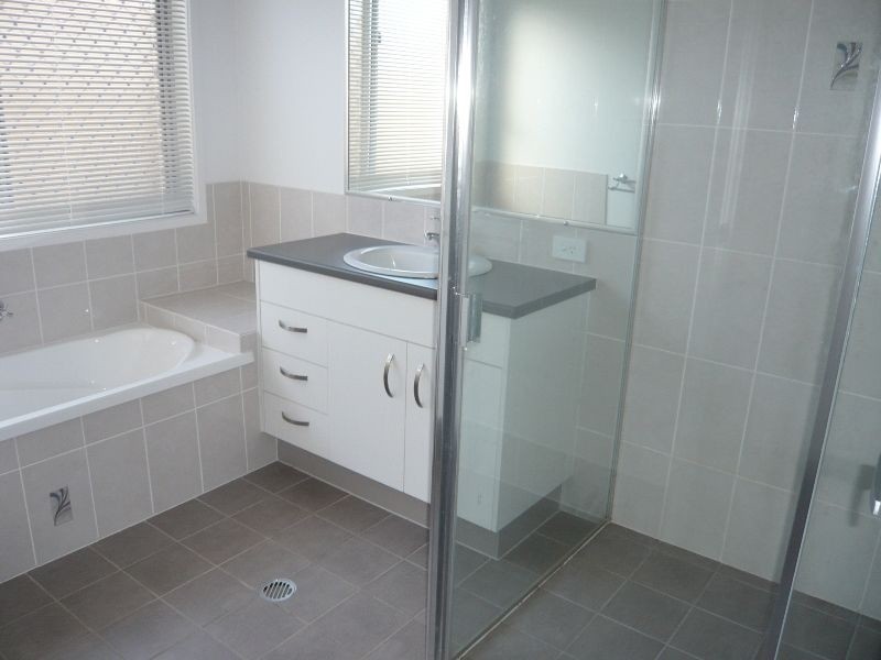 Warner QLD 4500