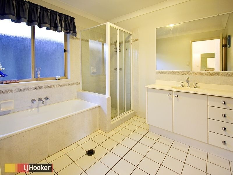 Eatons Hill QLD 4037