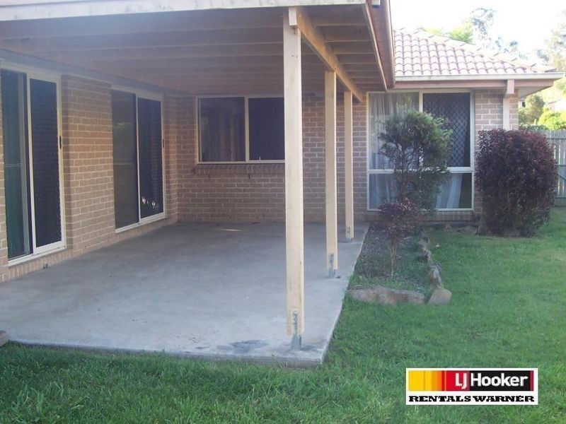 19 Kirri Avenue, Petrie QLD 4502