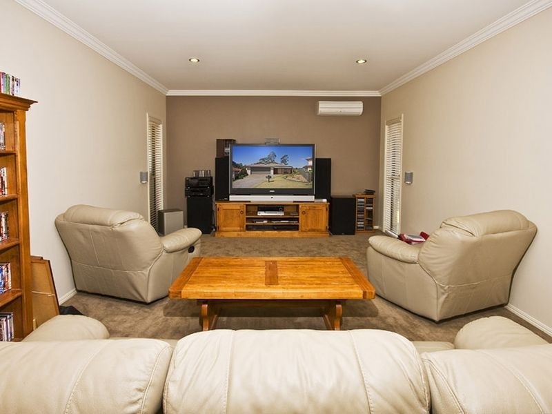 Warner QLD 4500