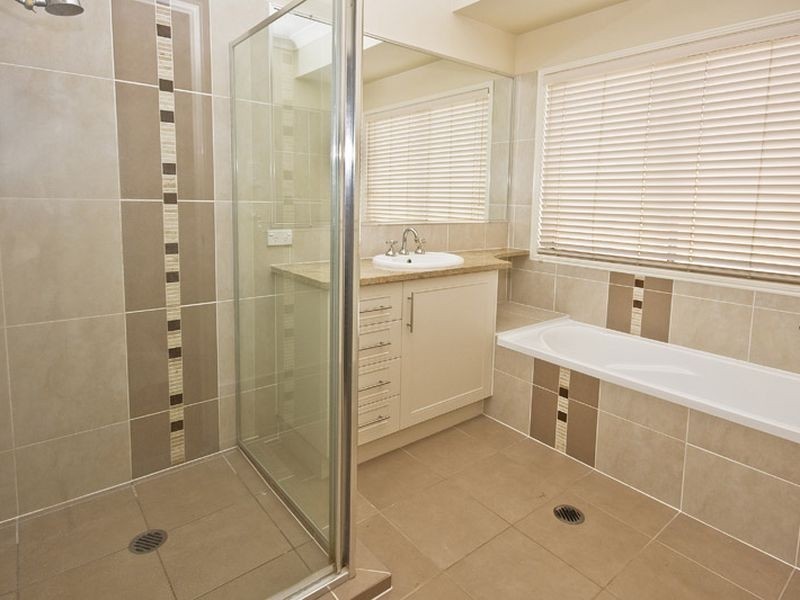 Warner QLD 4500