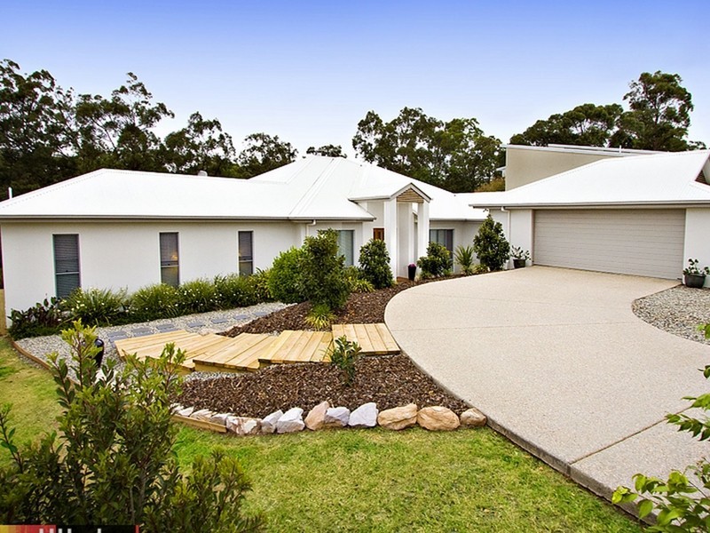 15 Bramwell Court, Cashmere QLD 4500