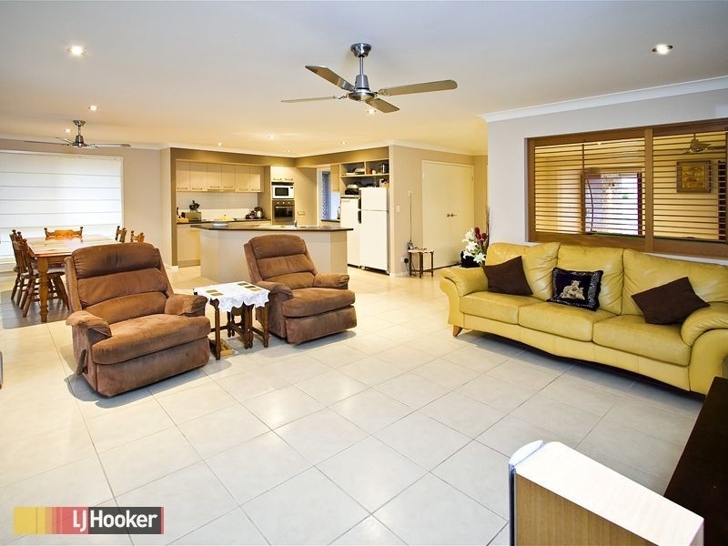 Warner QLD 4500