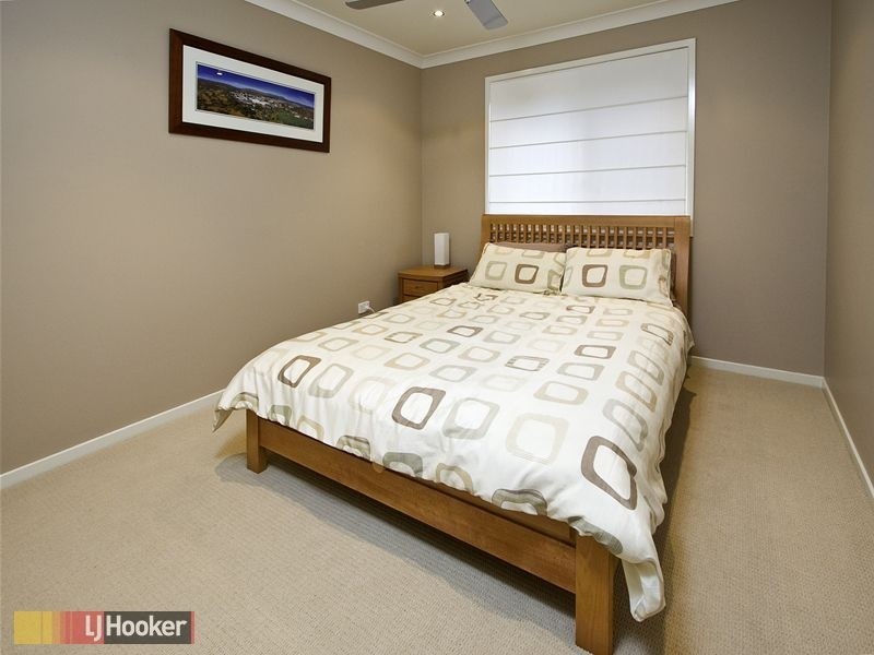 Warner QLD 4500