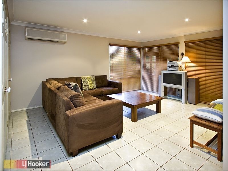 Warner QLD 4500