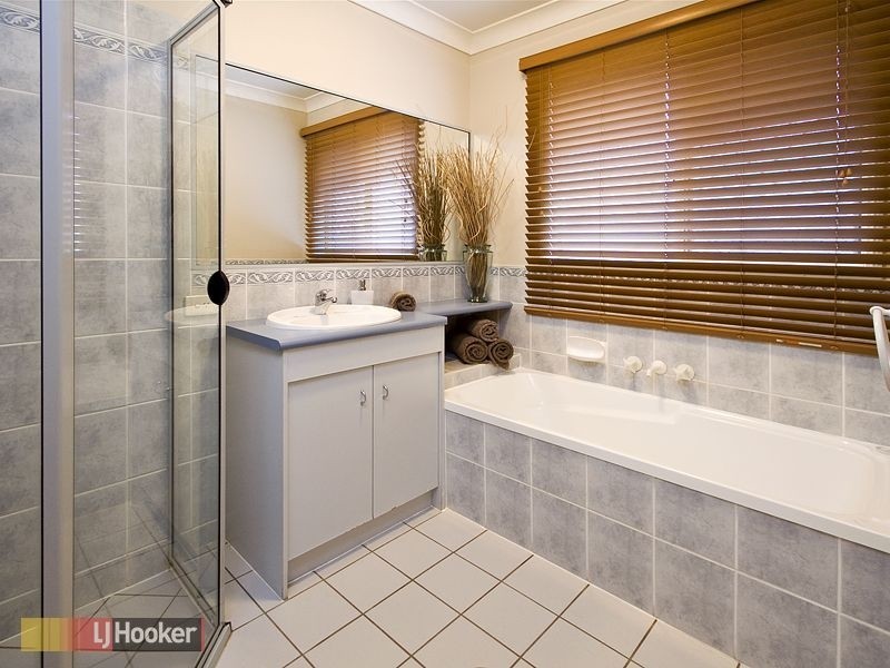 Warner QLD 4500