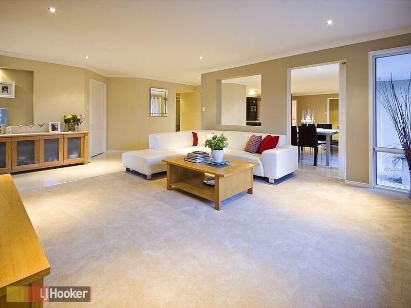 6 Emu Court, Warner QLD 4500