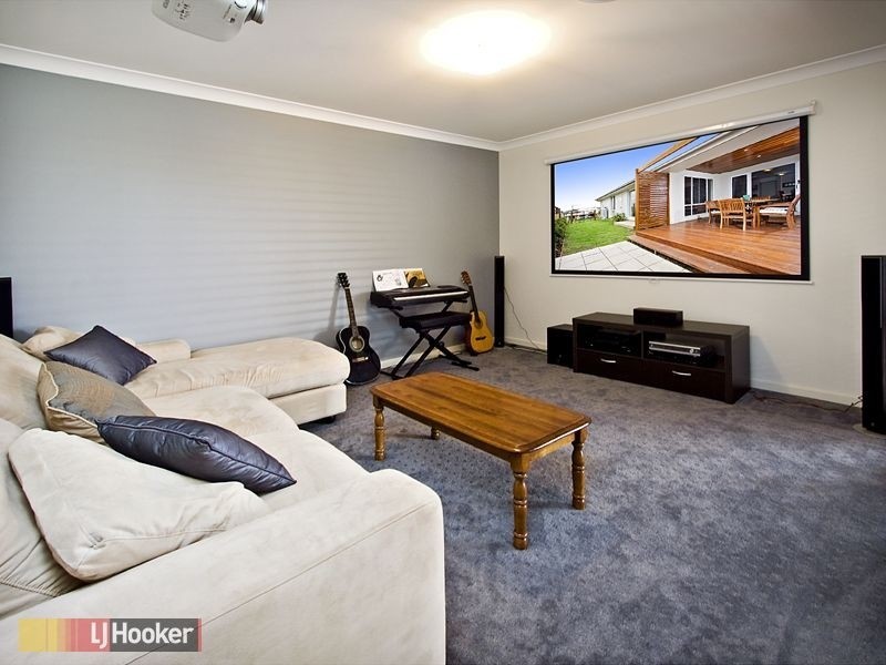 Warner QLD 4500