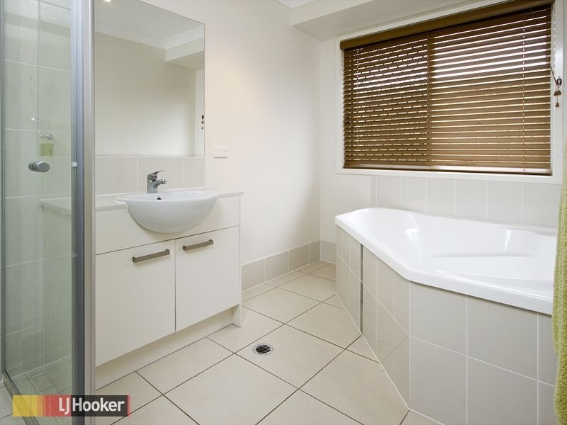 Warner QLD 4500